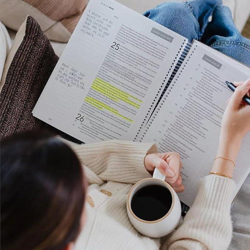 A Bible Study in One Year - 52-Week Study, a 365-Day Spiritual Journey with Daily Prayer and Notes, Ideal Faith Gift for Men and Women – Christian Workbook Journal Personalize Bible