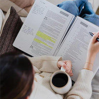 A Bible Study in One Year - 52-Week Study, a 365-Day Spiritual Journey with Daily Prayer and Notes, Ideal Faith Gift for Men and Women – Christian Workbook Journal Personalize Bible